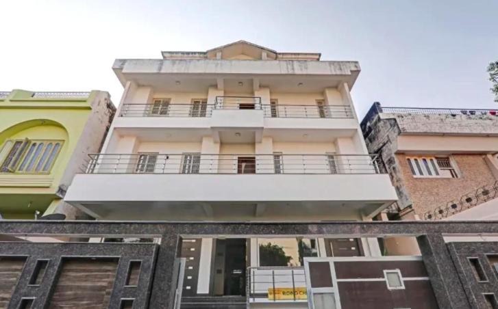 Kk Guest House Lucknow Esterno foto